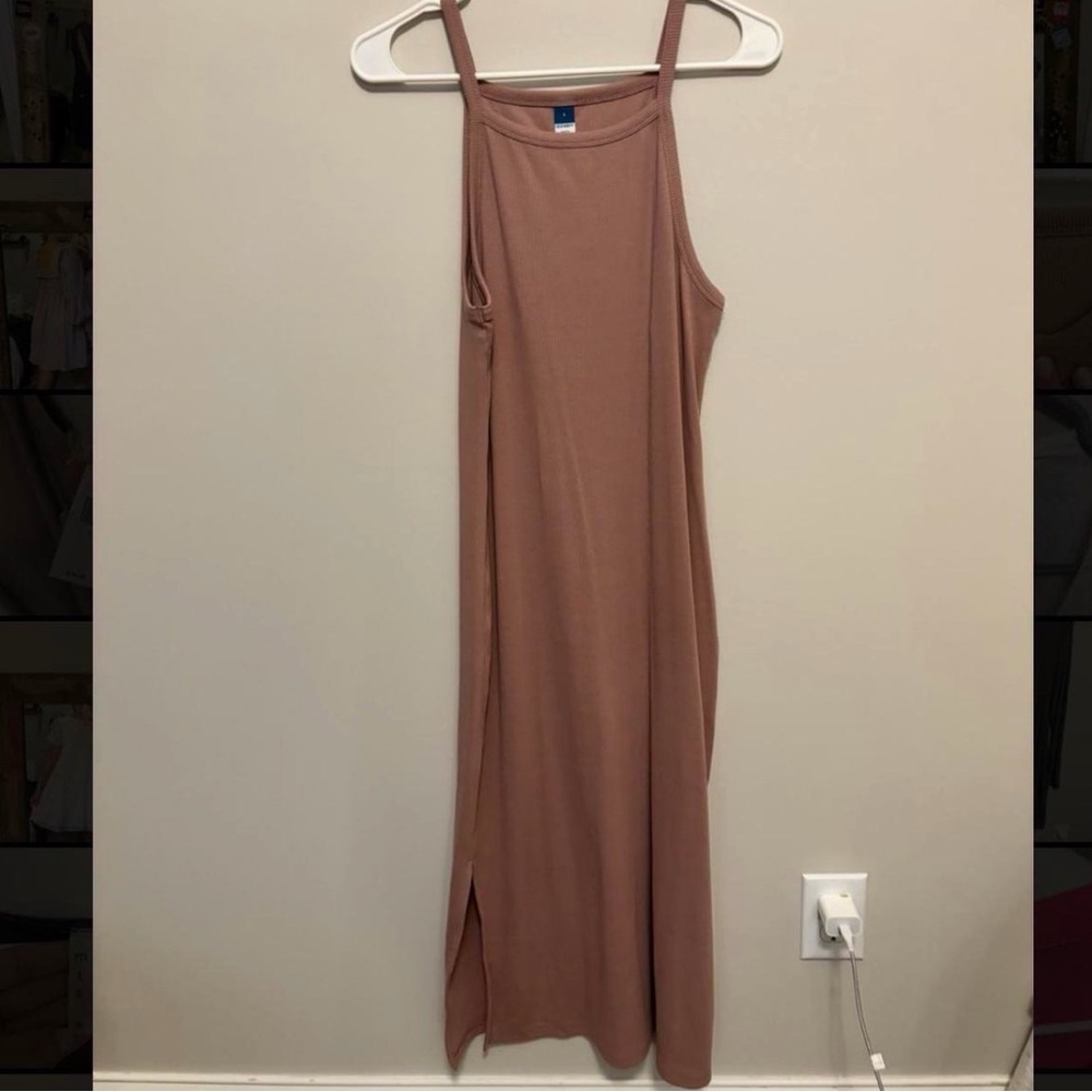 Old Navy mauve body con dress